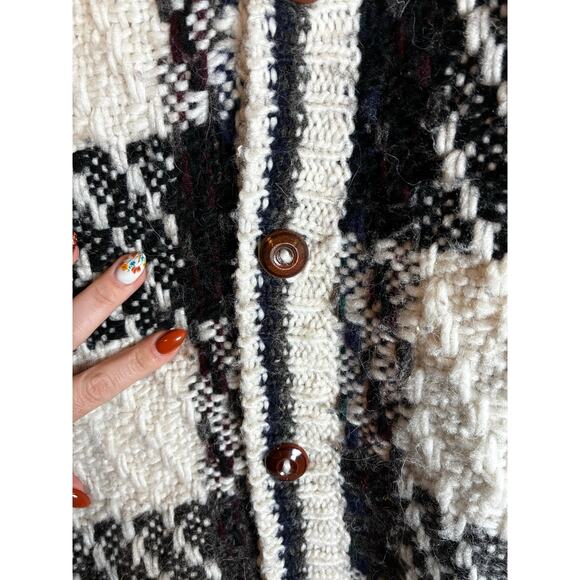 Otavalo Native American Wool L Hand Made in Ecuador Cardigan Chunky Knit - Picture 4 of 8